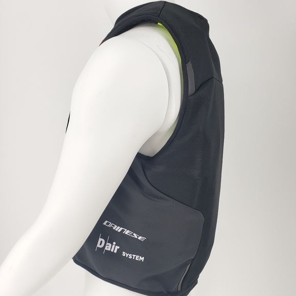 Dainese - Smart inflatable Armored Bike Jacket - Picture 2 of 3